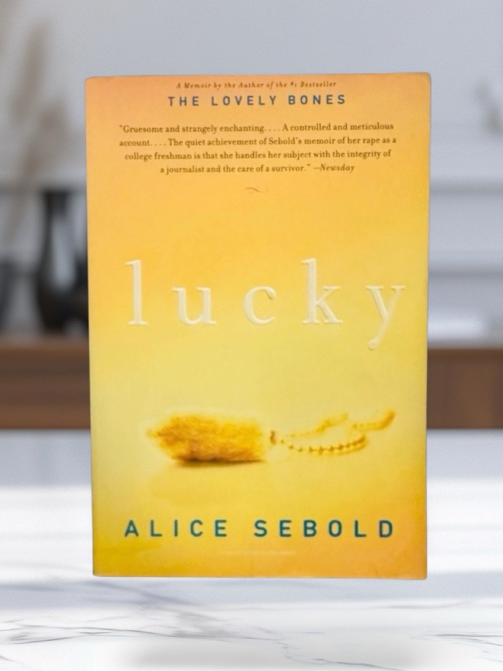 Lucky by Alice Sebold - paperback